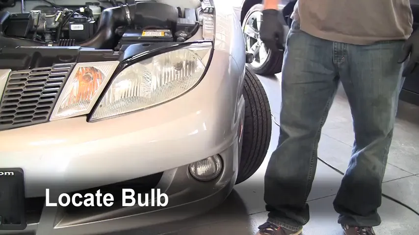 2005 Pontiac Sunfire 2.2L 4 Cyl. Lights Highbeam (replace bulb)